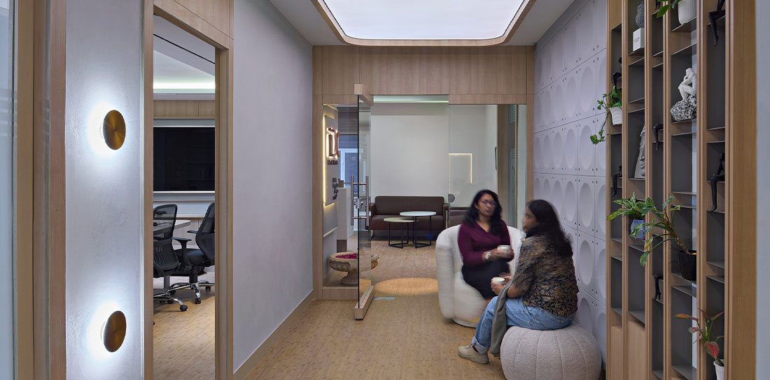 IIDC_Studio_02